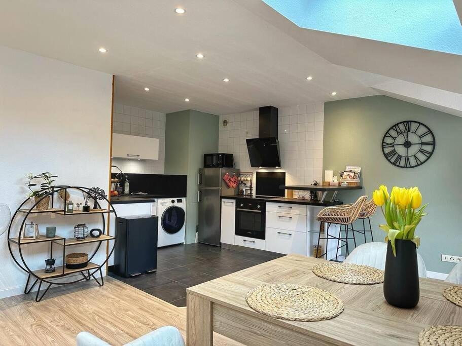 Duplex T3 Hypercentre 65M² Daire Voiron Dış mekan fotoğraf